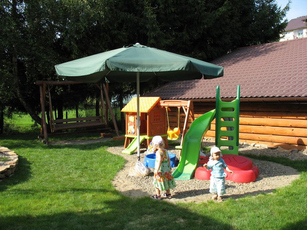 Domek Marców Ustrzyki Dolne Exterior foto